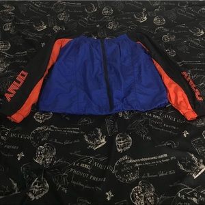 Off shoulder windbreaker jacket